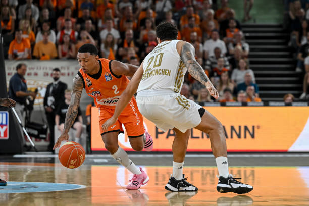 也让人们看 也让人们看