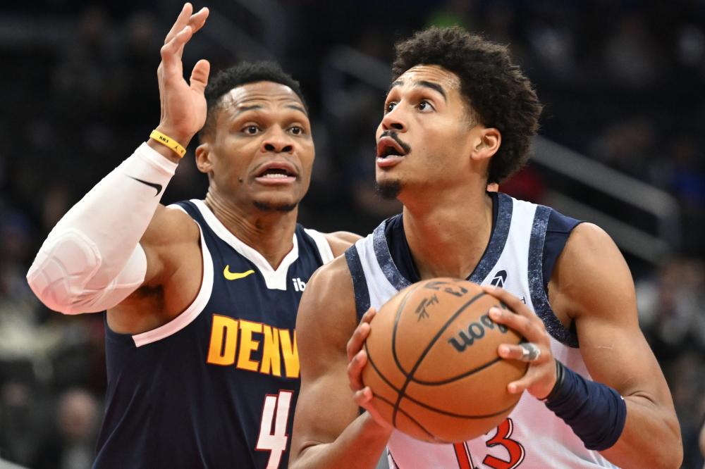 用外脚背送 用外脚背送